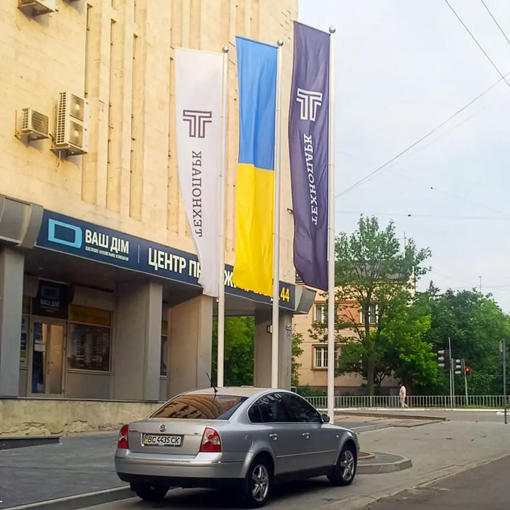 Флагштоки зі скловолокна
